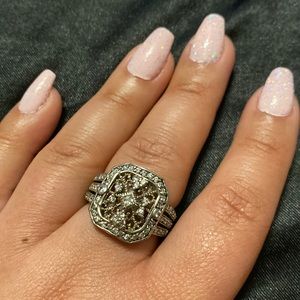 Size 9 cubic zirconium ring
